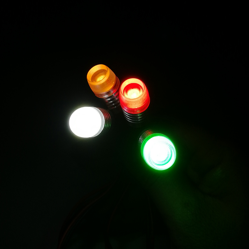 1.5W 12V LEDライト付きドローン,高輝度,自撮り棒 - Drone Beacon Light のレビューと価格